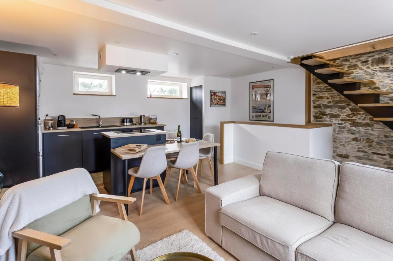 Le 37 - Maison 2 Chambres En Bord De Mer Saint-Cast-le-Guildo Exteriör bild